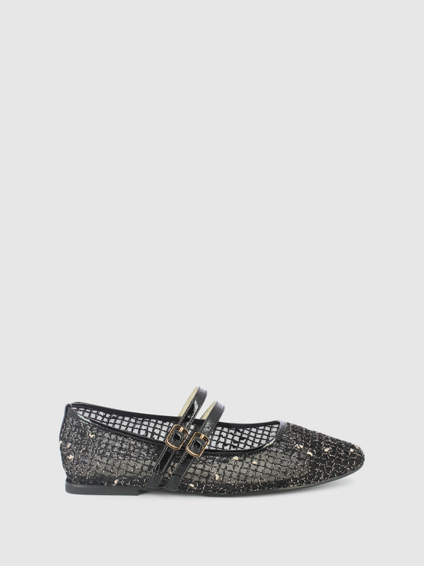 Sapatos com Fivela em Preto